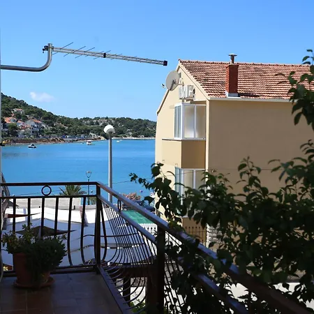 شقة Ivan Spadina تيسنو