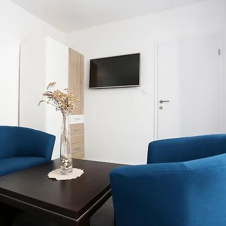 شقة Ivan Spadina *