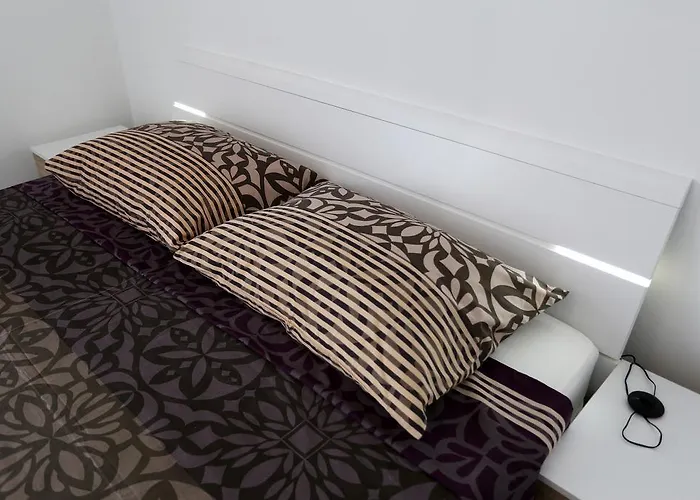 아파트 Ivan Spadina 티스노