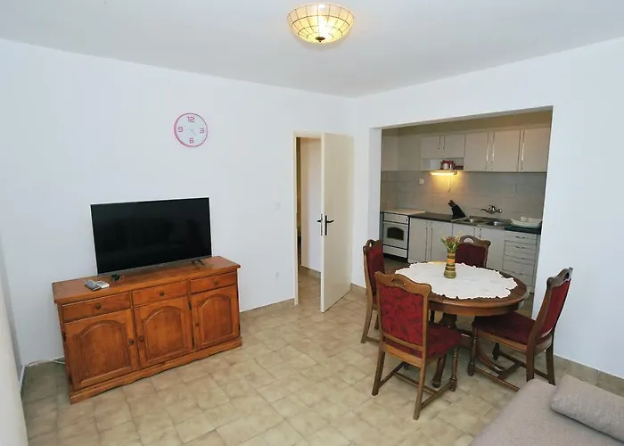 Ivan Spadina Lägenhet Tisno