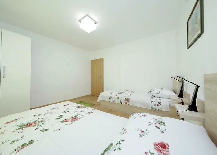 Lägenhet Ivan Spadina